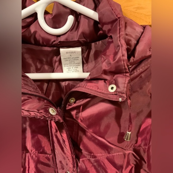 Women's Burgundy Ski & Snow Jacket - Picture 3 of 3